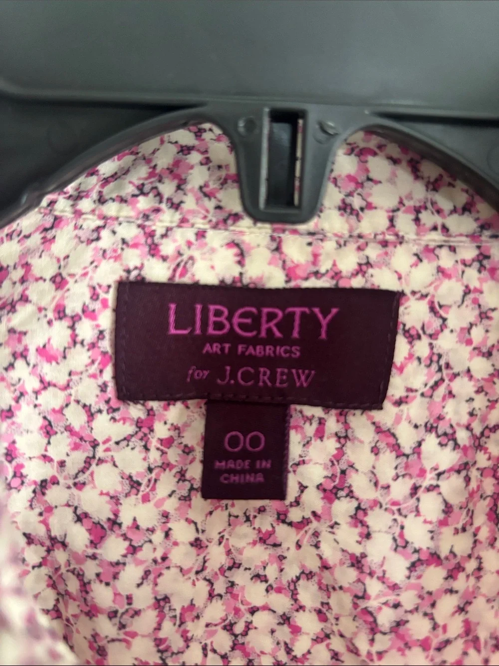 J. Crew Liberty Print Pink and White Floral Button-Up Shirt Size 00 Classic